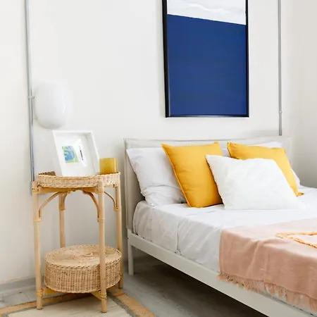 Elegant Flat Near Istiklal Stylish דירה
